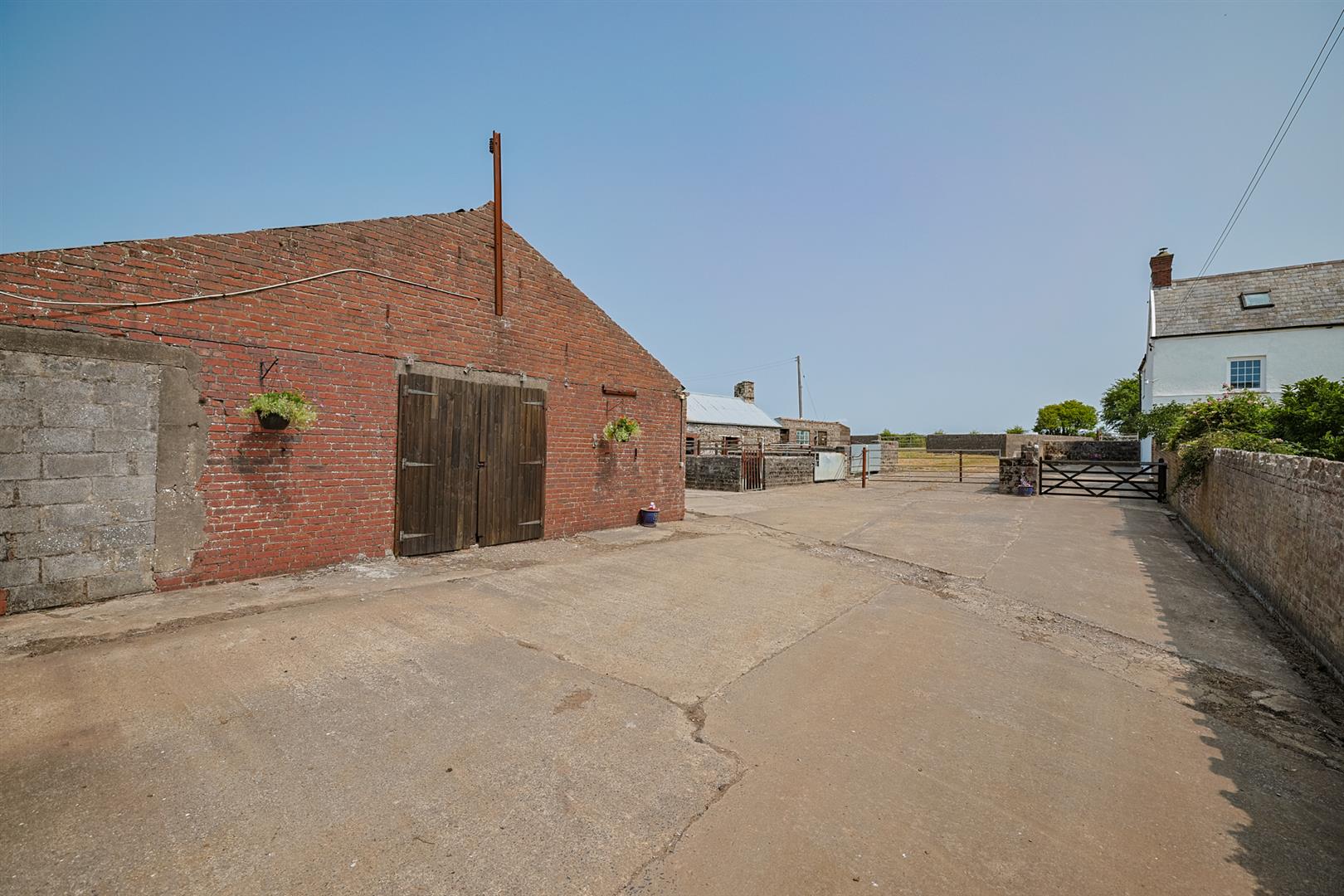Berry, Reynoldston, Swansea, SA3 1BB